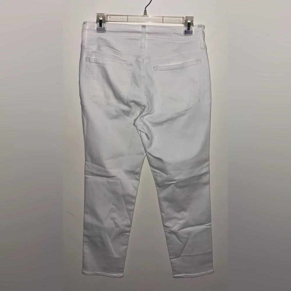 NWT J.Crew White Denim Slim Fit Jeans Size 27 Casual Closet Staple Preppy